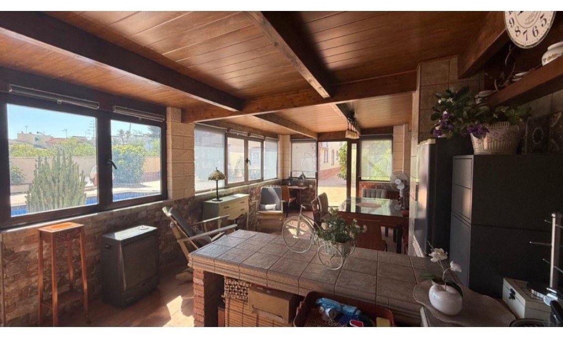 Resale - Villa -
Torrevieja - Los Balcones - Los Altos del Edén