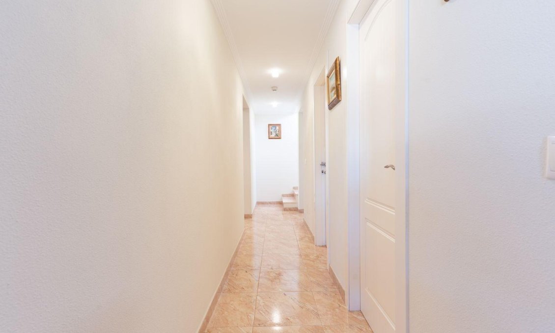 Resale - Villa -
Torrevieja - Los Balcones - Los Altos del Edén