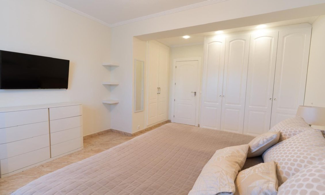 Resale - Villa -
Torrevieja - Los Balcones - Los Altos del Edén