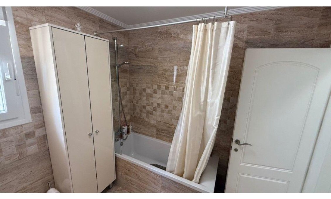 Resale - Villa -
Torrevieja - Los Balcones - Los Altos del Edén