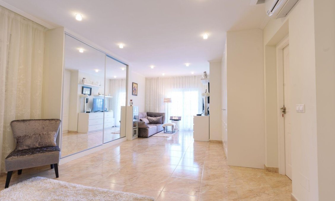 Resale - Villa -
Torrevieja - Los Balcones - Los Altos del Edén