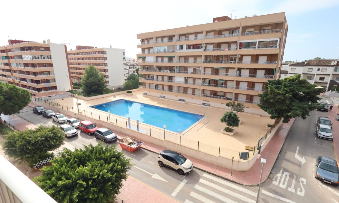 Resale - Apartment -
Torrevieja - Costa Blanca