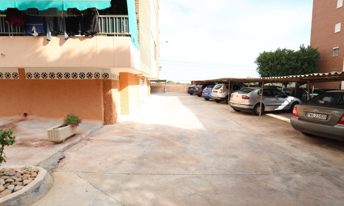 Resale - Apartment -
Torrevieja - Costa Blanca