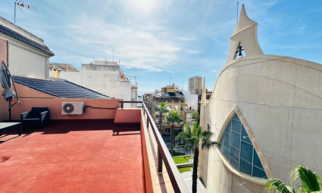 Wiederverkauf - Wohnung -
Torrevieja - Centro