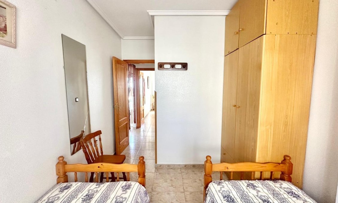 Resale - Apartment -
Torrevieja - Torreblanca