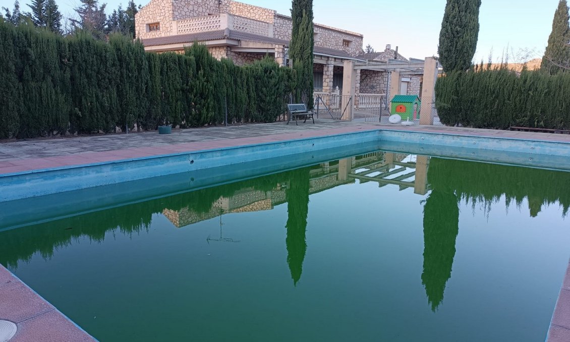 Revente - Villa -
Yecla - Inland