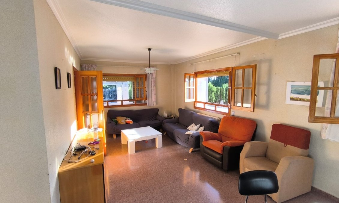 Revente - Villa -
Yecla - Inland