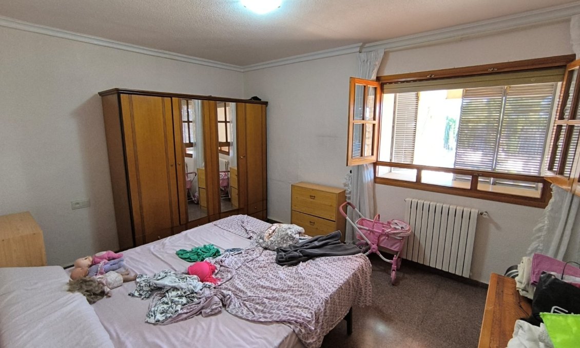 Revente - Villa -
Yecla - Inland