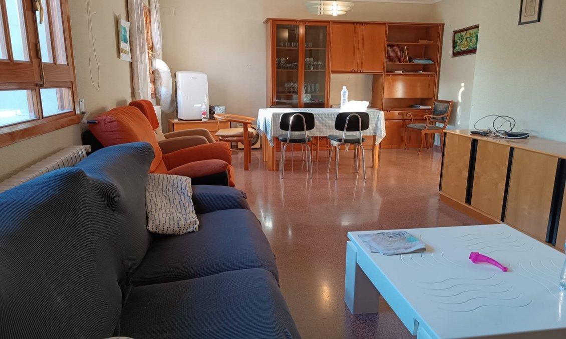 Revente - Villa -
Yecla - Inland