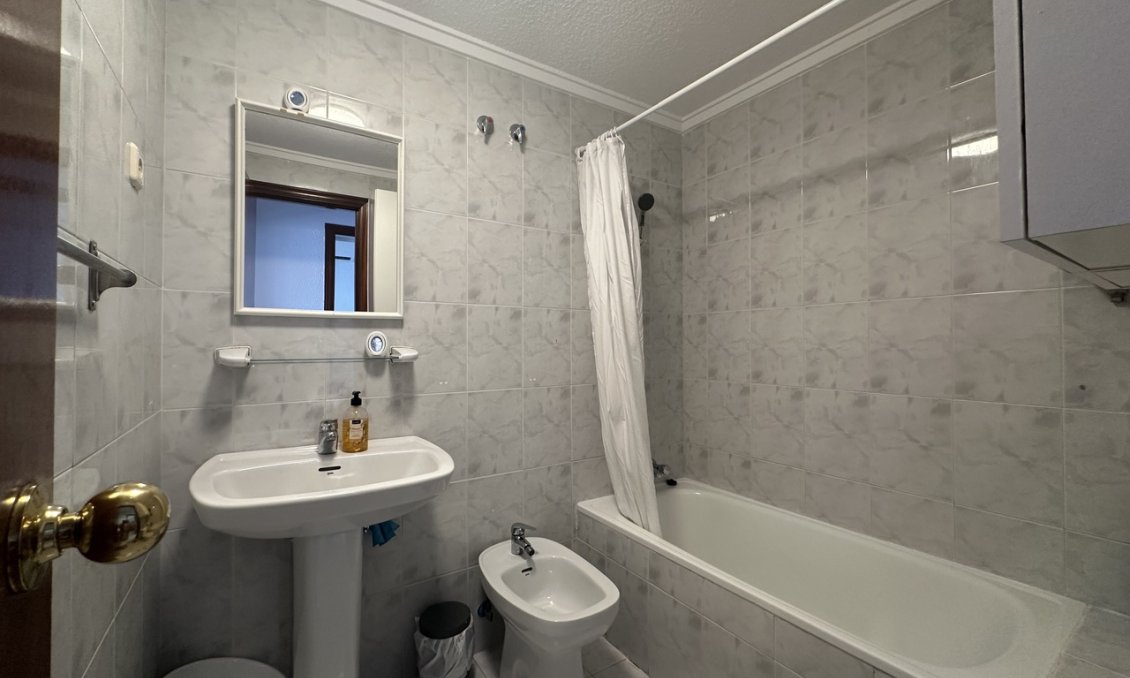 Revente - Appartement -
Torrevieja - Costa Blanca