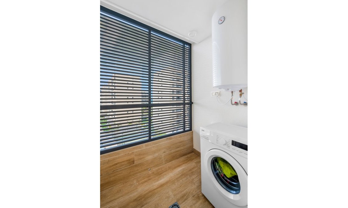 Resale - Apartment -
Punta Prima - Costa Blanca