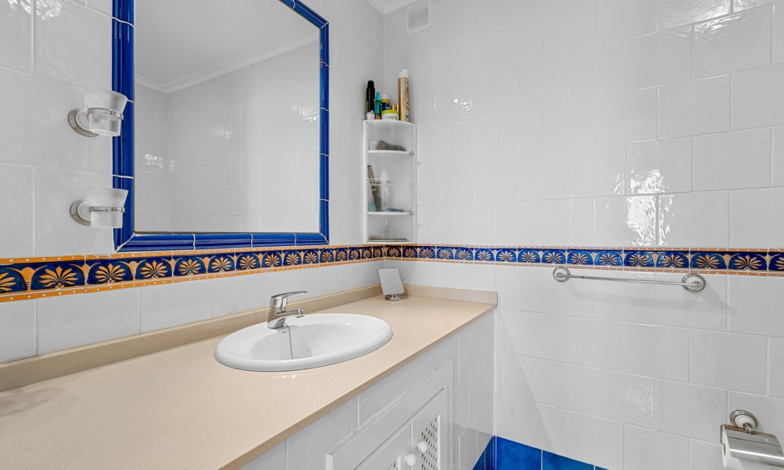 Wiederverkauf - Wohnung -
Playa Flamenca - Costa Blanca