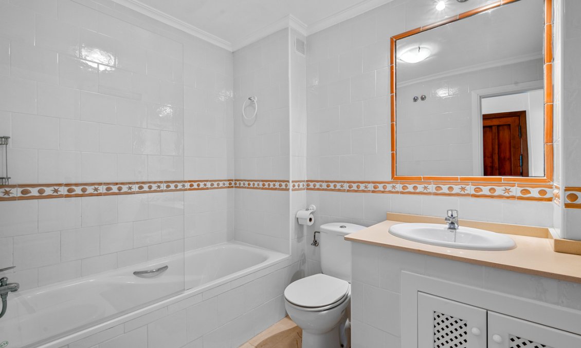 Wiederverkauf - Wohnung -
Playa Flamenca - Costa Blanca