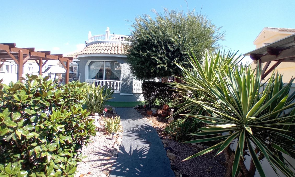 Resale - Villa -
Mazarron - Camposol