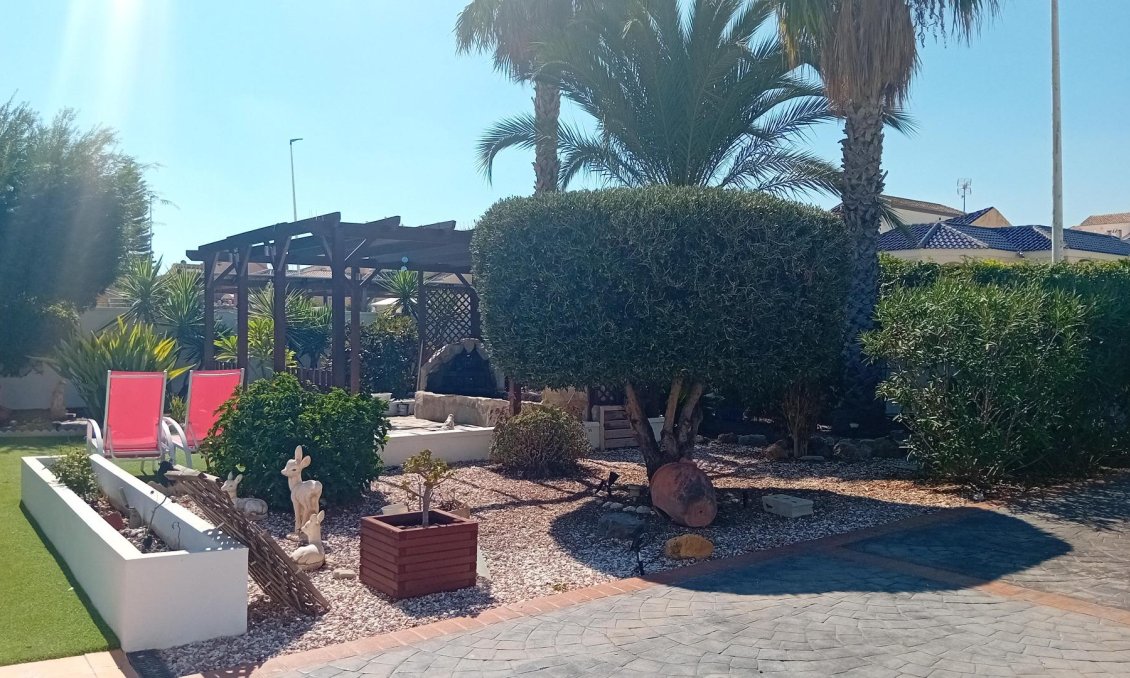 Resale - Villa -
Mazarron - Camposol