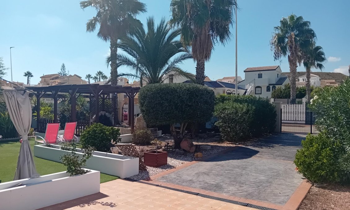 Resale - Villa -
Mazarron - Camposol