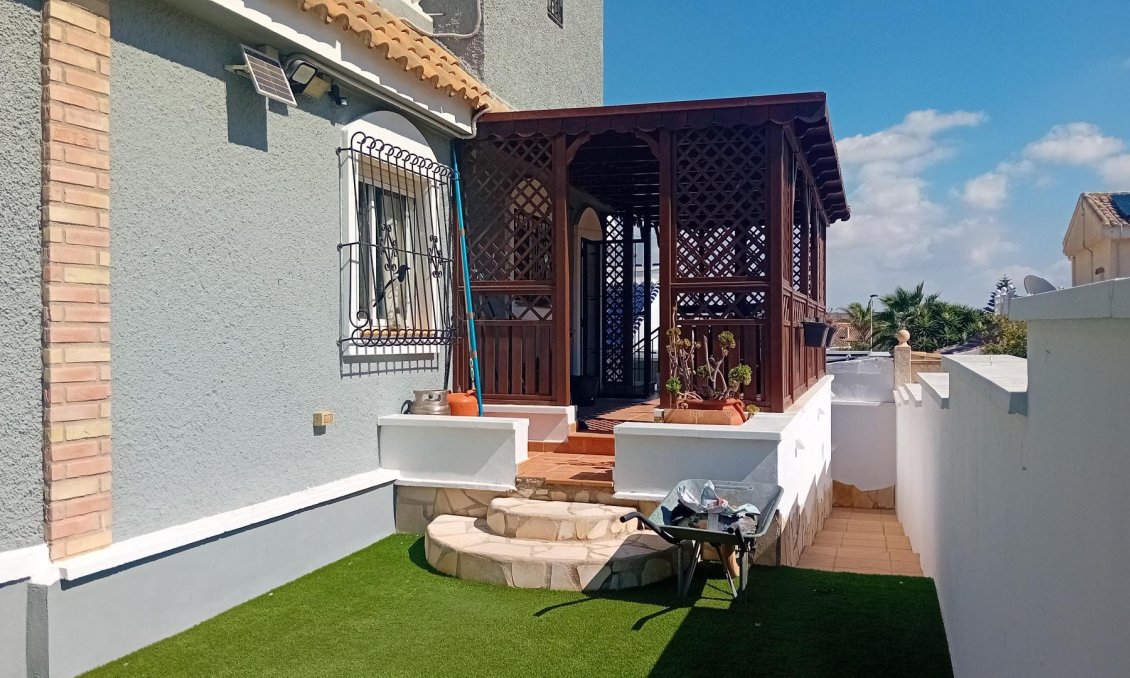 Resale - Villa -
Mazarron - Camposol