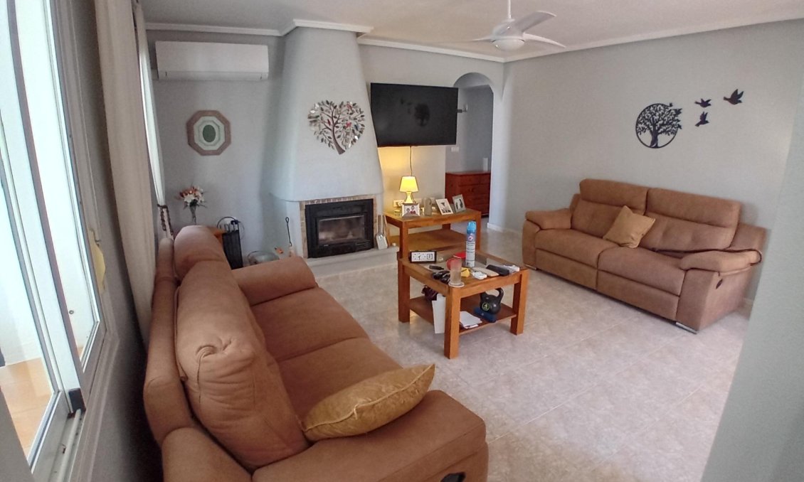 Resale - Villa -
Mazarron - Camposol