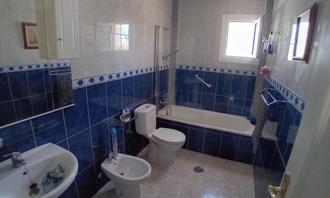 Resale - Villa -
Mazarron - Camposol