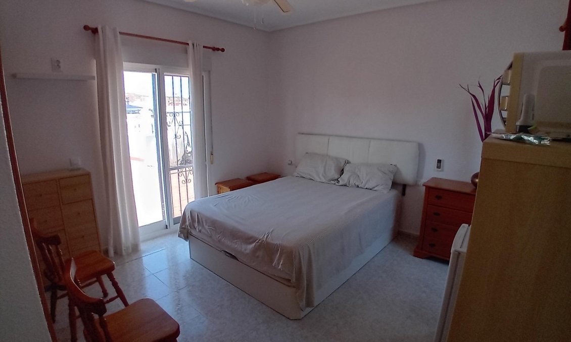 Resale - Villa -
Mazarron - Camposol