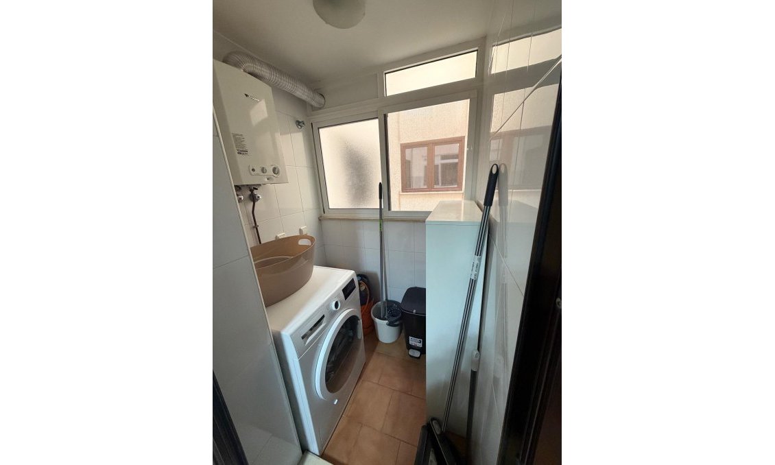 Resale - Apartment -
Torrevieja - Centro