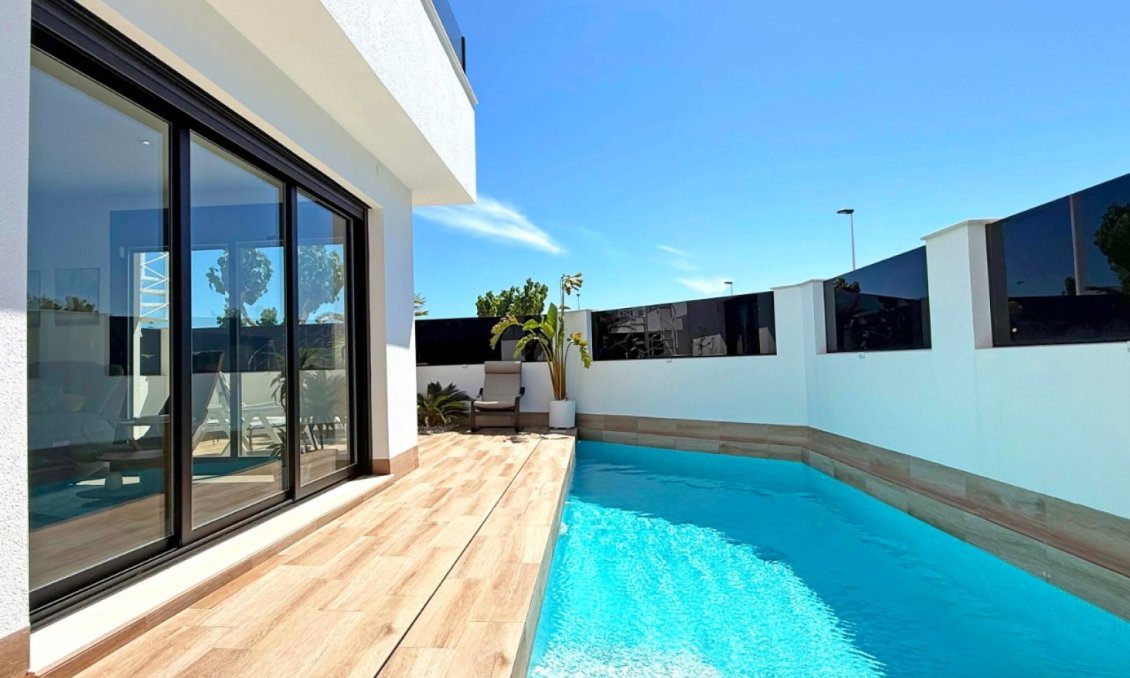 Segunda mano - Villa -
San Pedro del Pinatar - Costa Calida