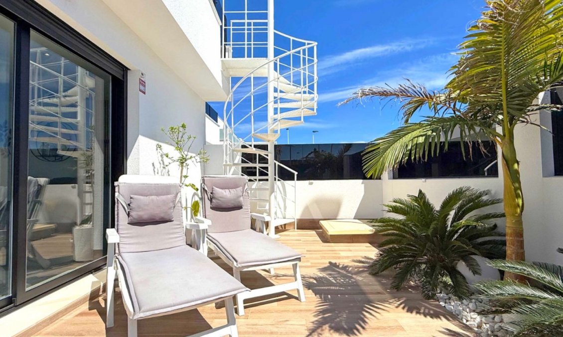 Segunda mano - Villa -
San Pedro del Pinatar - Costa Calida