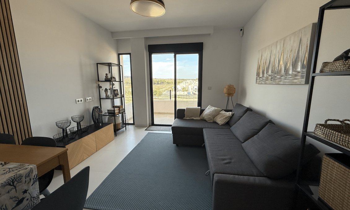 Resale - Apartment -
San Miguel de Salinas - Inland