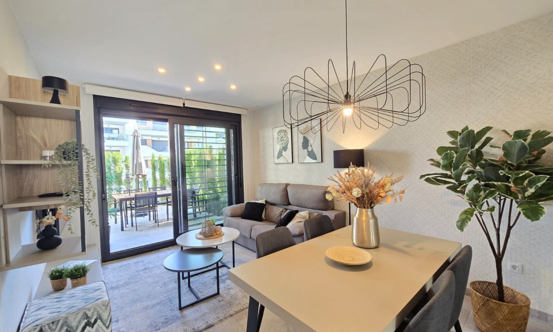 Segunda mano - Apartamento -
Orihuela Costa - Costa Blanca