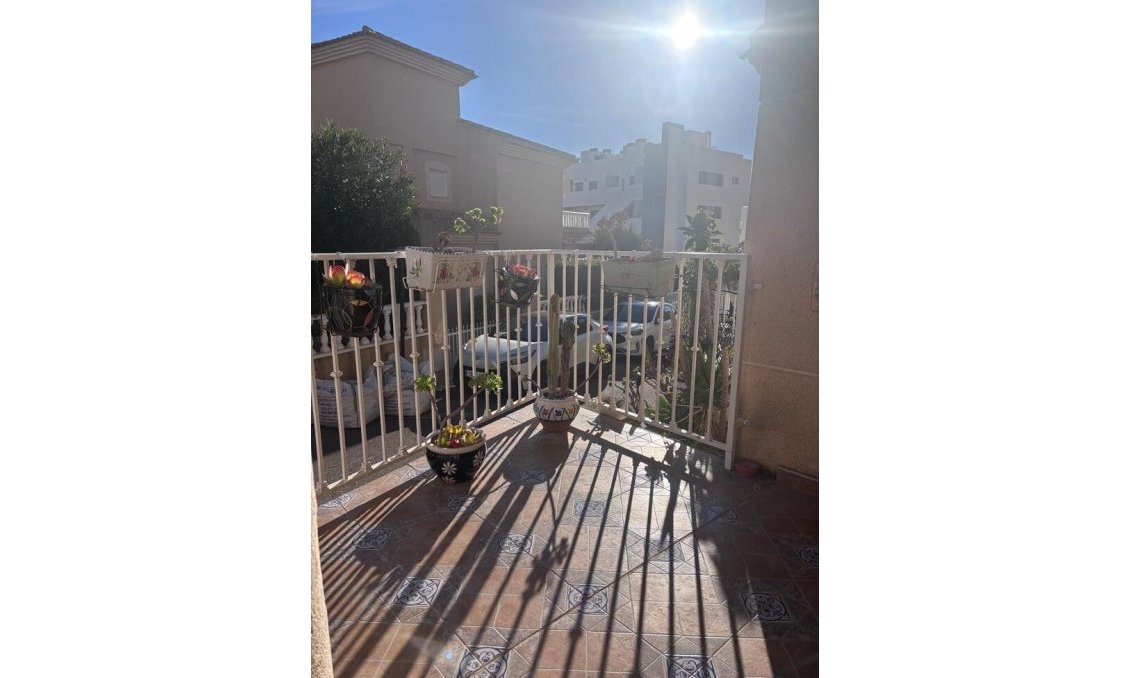 Resale - Town House -
Villamartin - Costa Blanca
