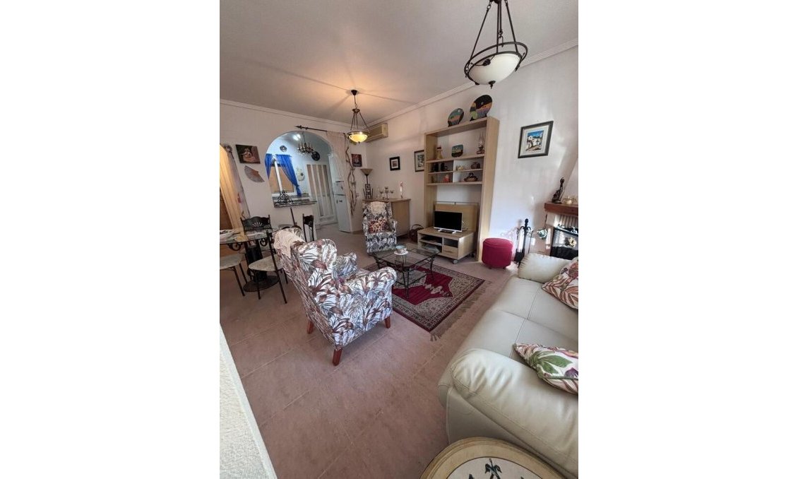 Resale - Town House -
Villamartin - Costa Blanca