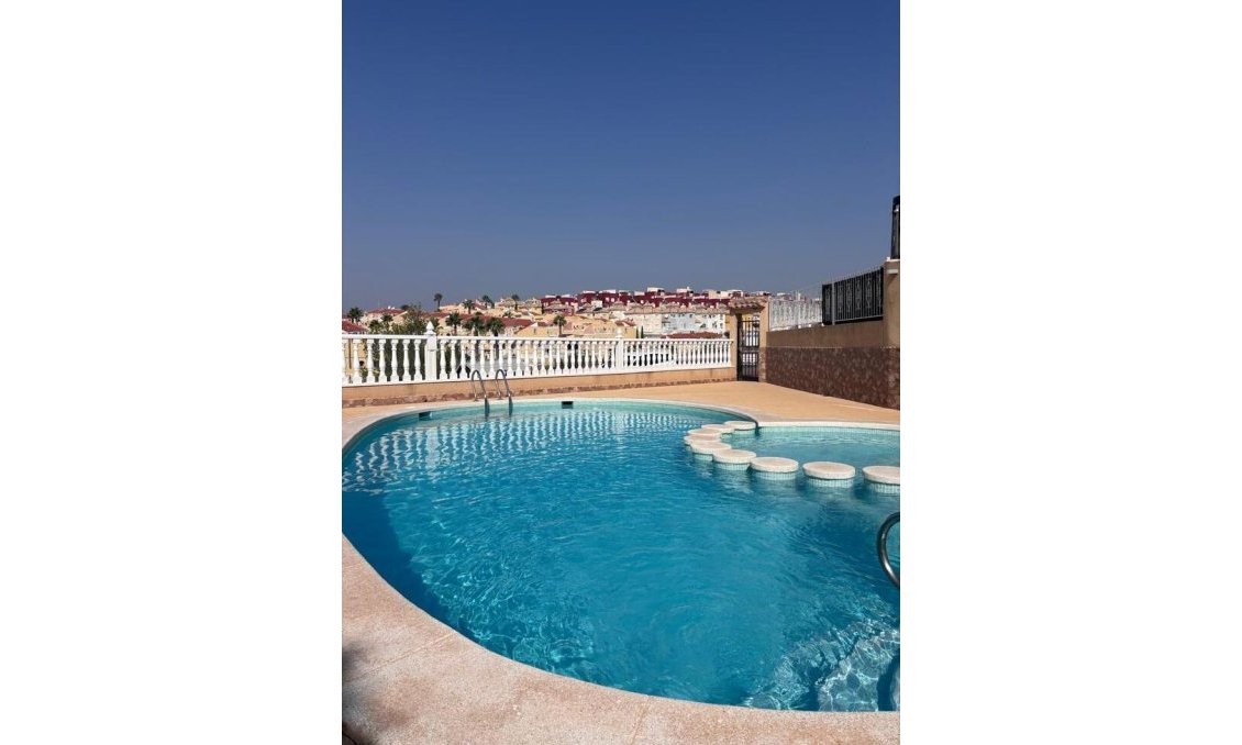 Resale - Town House -
Villamartin - Costa Blanca