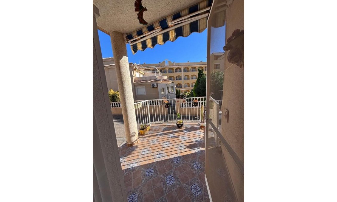 Resale - Town House -
Villamartin - Costa Blanca