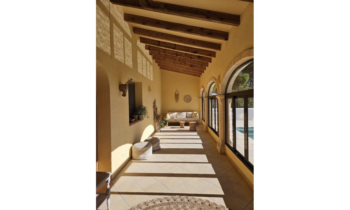 Resale - Villa -
Jávea - Costa Blanca