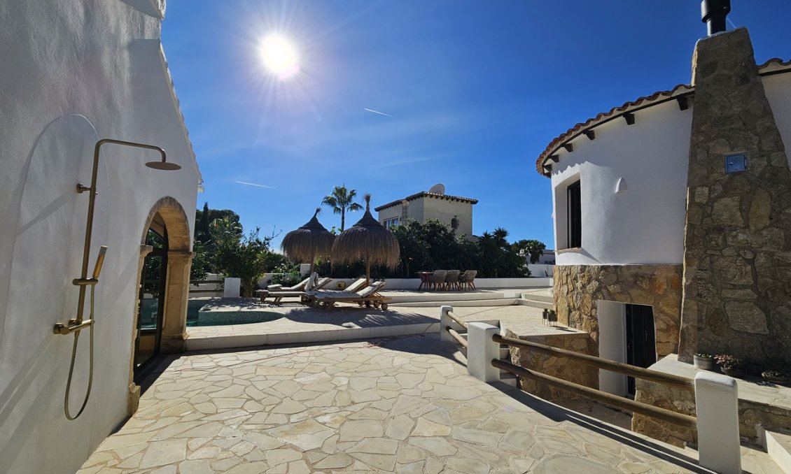 Resale - Villa -
Jávea - Costa Blanca