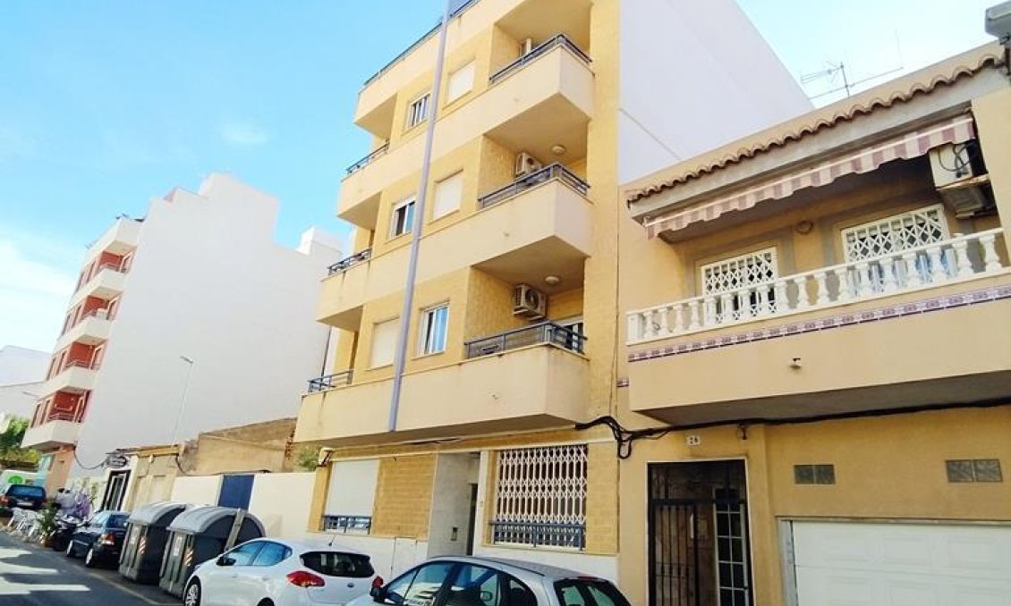 Wiederverkauf - Wohnung -
Torrevieja - CENTRO CASCO URBANO
