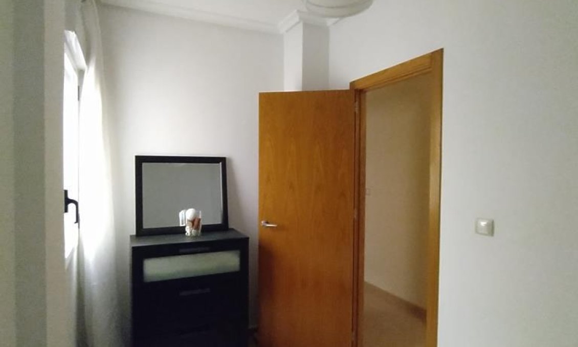 Wiederverkauf - Wohnung -
Torrevieja - CENTRO CASCO URBANO