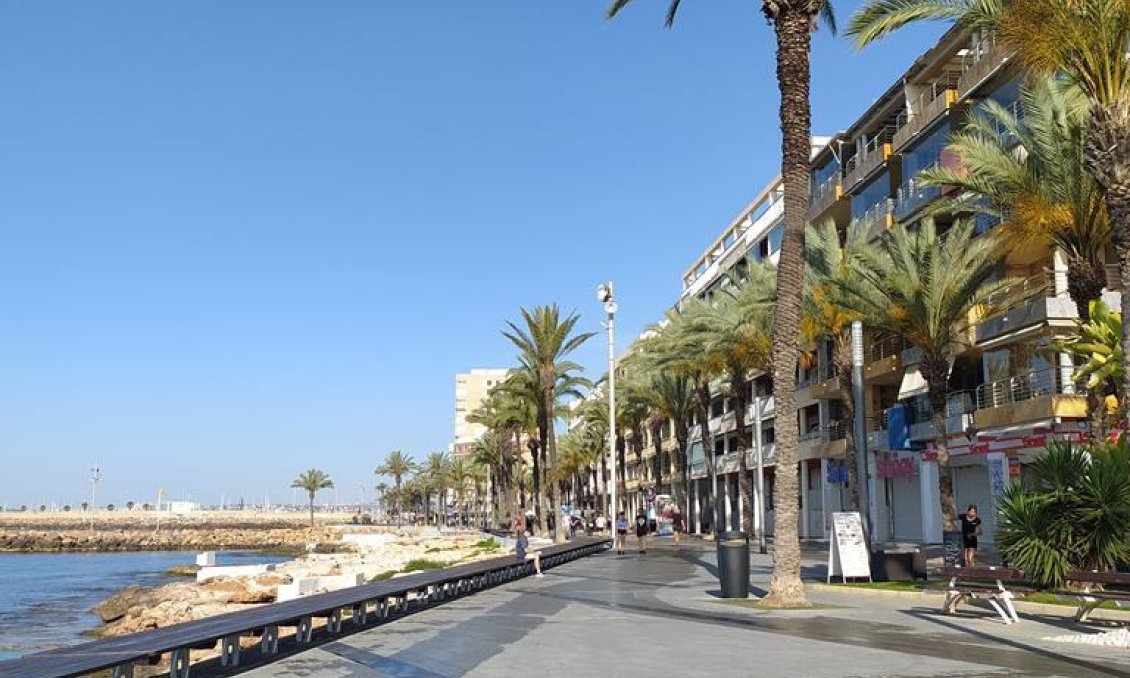 Wiederverkauf - Wohnung -
Torrevieja - CENTRO CASCO URBANO