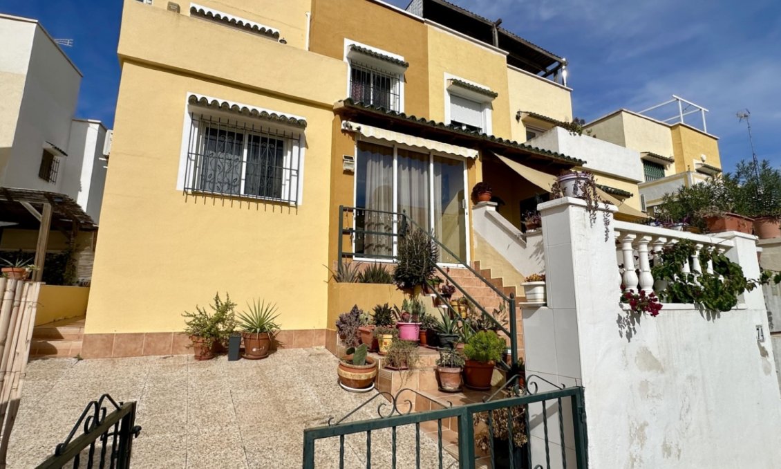 Resale - Town House -
Orihuela Costa - Costa Blanca