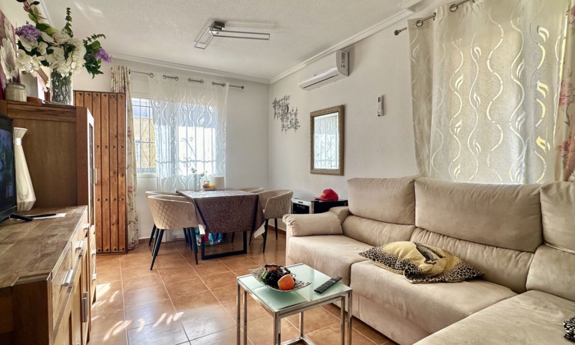 Resale - Town House -
Orihuela Costa - Costa Blanca