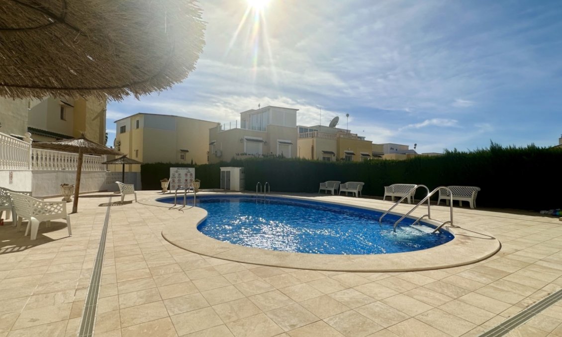 Resale - Town House -
Orihuela Costa - Costa Blanca