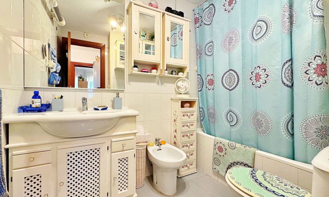 Revente - Appartement -
Torrevieja - Costa Blanca