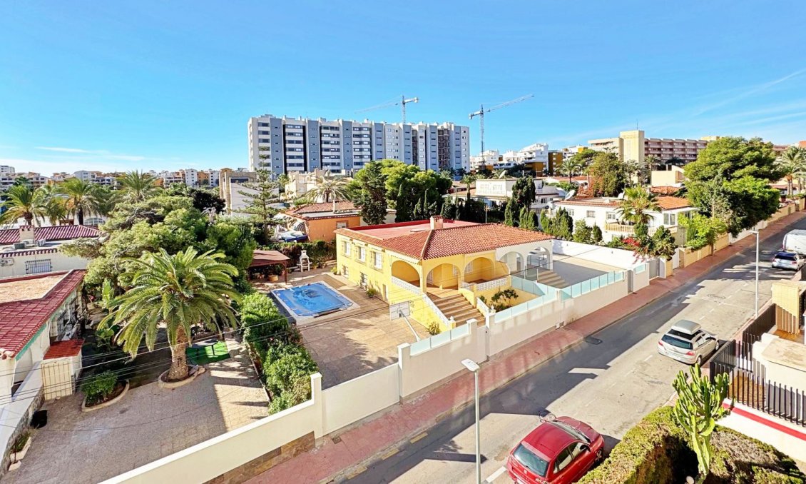 Revente - Appartement -
Torrevieja - Costa Blanca
