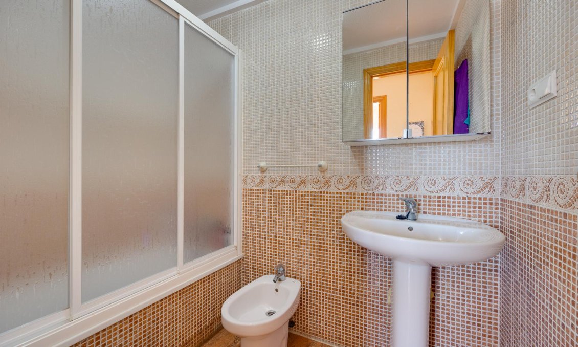 Resale - Apartment -
Torrevieja - Costa Blanca