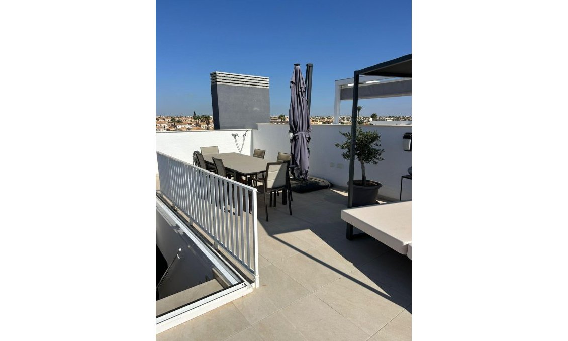 Resale - Penthouse -
Orihuela Costa - Playa Flamenca