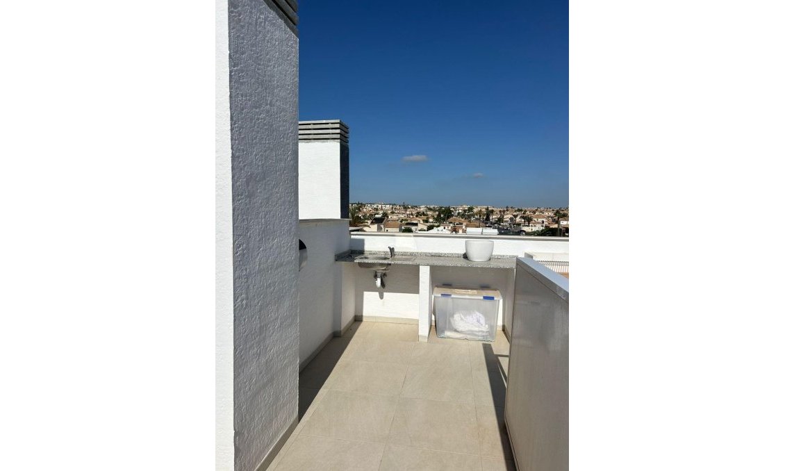 Resale - Penthouse -
Orihuela Costa - Playa Flamenca