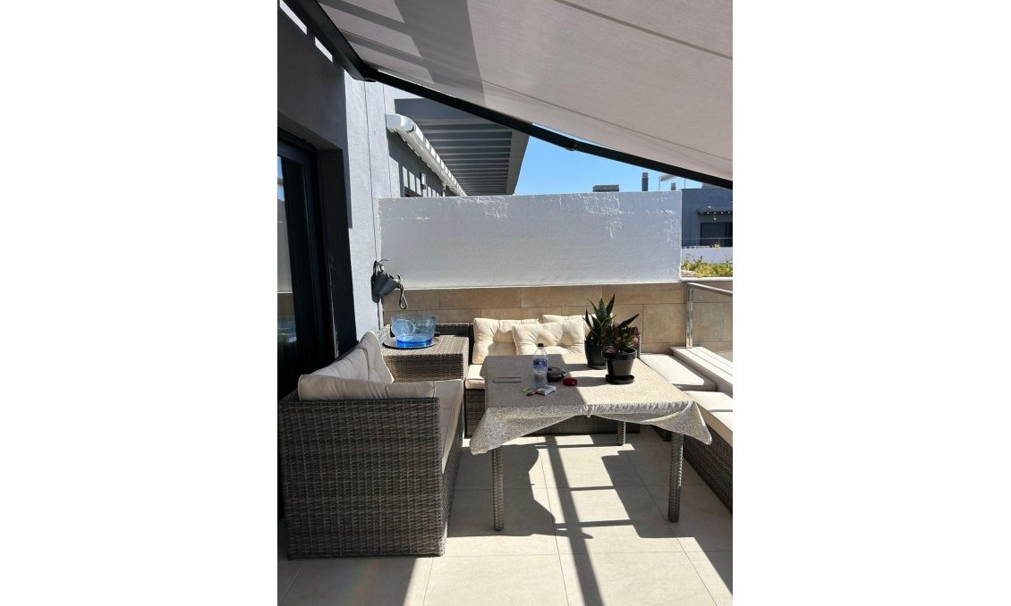 Resale - Penthouse -
Orihuela Costa - Playa Flamenca