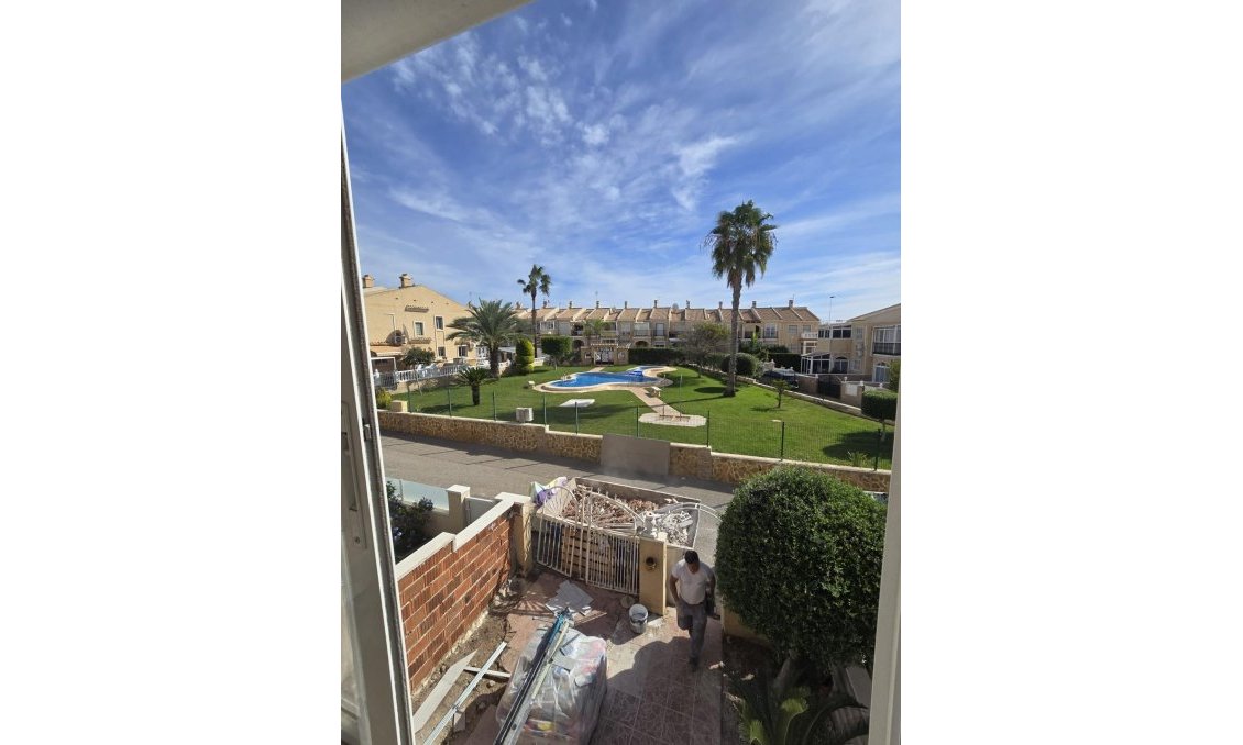 Resale - Town House -
Torrevieja - Aguas Nuevas