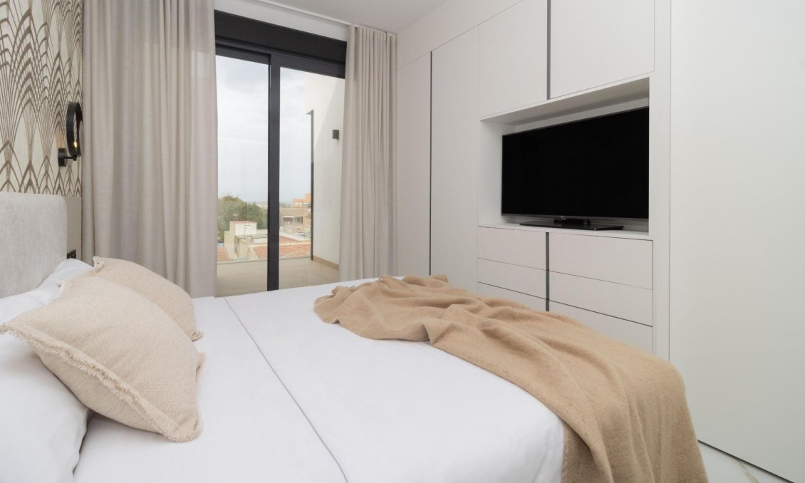 Resale - Penthouse -
Guardamar del Segura - Pueblo