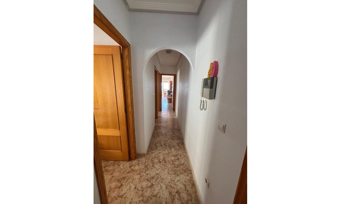 Revente - Appartement -
Torrevieja - Playa del Cura